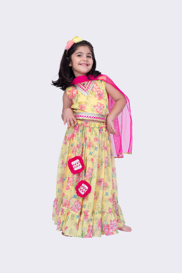 Twisha Girls Sleeveless Floral Printed V Neck Back Open Ghaghra Choli - Yellow
