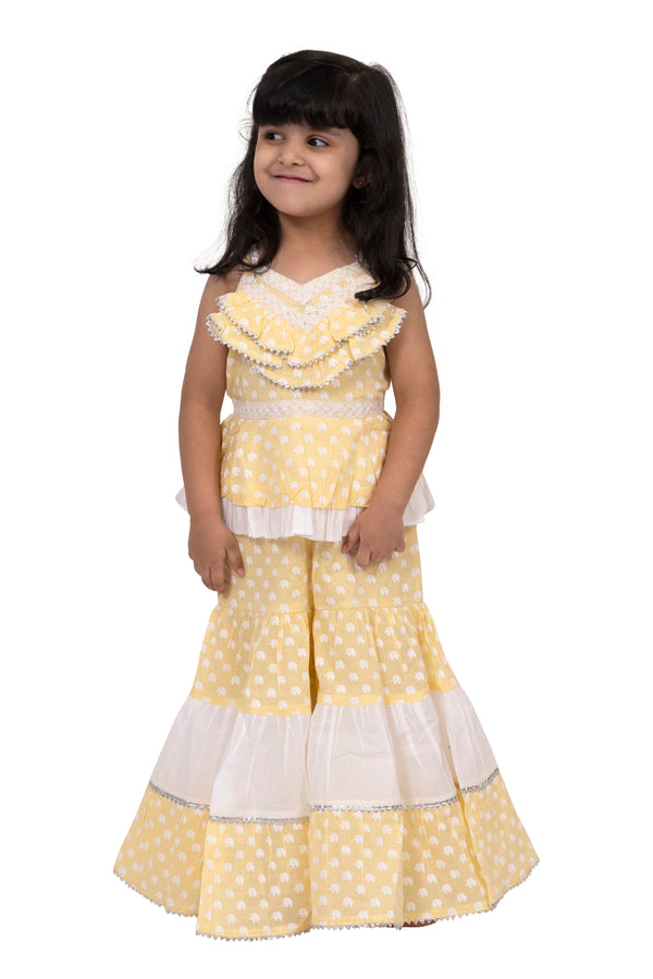 Twisha Girls Cotton Fullsleeves elephant Printed kurta with Dhoti - Yellow & White